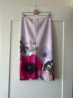Ted Baker Women's Pink Floral Pencil Skirt - Brand new with tags!!!